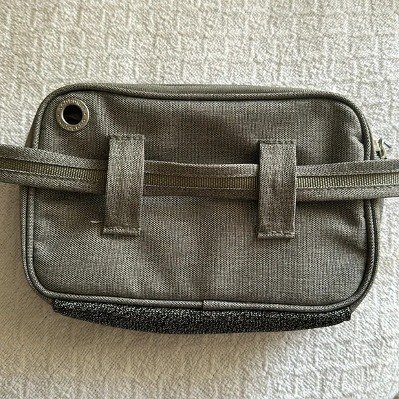 Baggallini Grey Adjustable‎ Crossbody Bag Purse - Picture 3 of 6